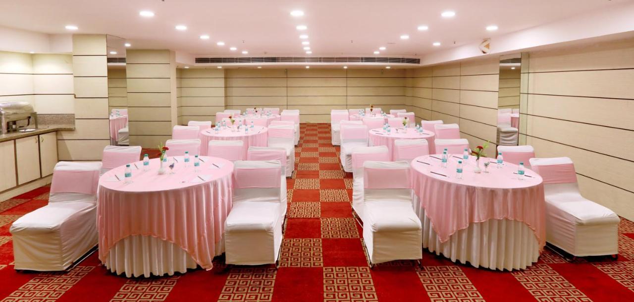 Hotel Pitrashish Pride Igi Intl Airport Delhi Екстер'єр фото