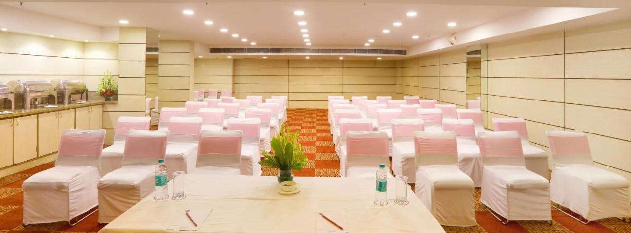 Hotel Pitrashish Pride Igi Intl Airport Delhi Екстер'єр фото