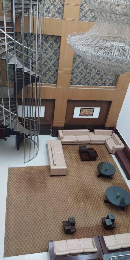 Hotel Pitrashish Pride Igi Intl Airport Delhi Екстер'єр фото